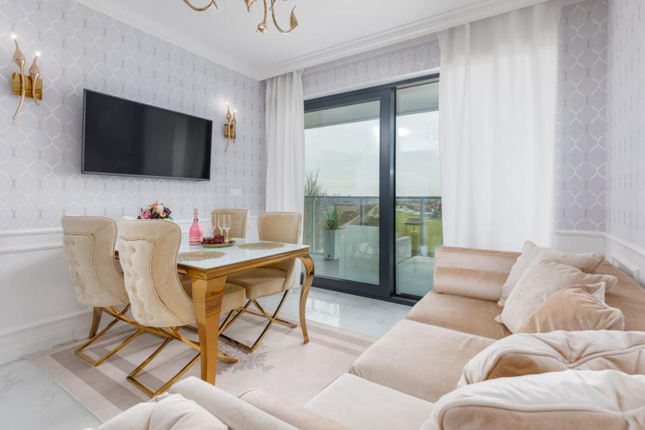 Prestizowe Apartamenty Natural Darlowko By Noclegi Renters Darlowo Exterior photo